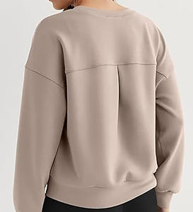 Sweatshirts tricotés OEM Crewneck casual Broderie Lettres Loose Drop Shoulder Figures Manches Longues Respirant Écologique - Product Image 3