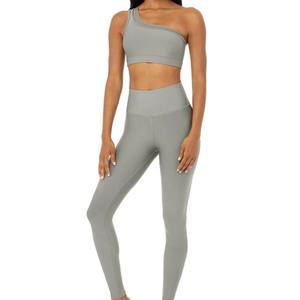 Conjunto de Yoga para mujer de alta calidad, ropa para adultos, superventas, cómodo, precio barato, conjunto de Yoga transpirable para mujer con logotipo/diseños personalizados - Product Image 1