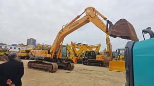 Hyundai 330LVS Robex 330LC-9S Excavateur d'occasion 30 tonnes avec peinture originale Bon marché 350Hyundai 330 avec moteur central Boîte de vitesses - Product Image 4