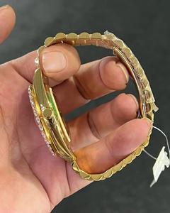 Montre-bracelet analogique personnalisable en moissanite avec diamant VVS Clarity Quartz Iced Style Fashionable Business Jewelry Gift for Men Women - Product Image 4