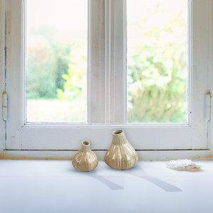CBD4003WT - Petit vase en céramique pour bourgeons d'ail - 3 L x 3,3 H - Product Image 6