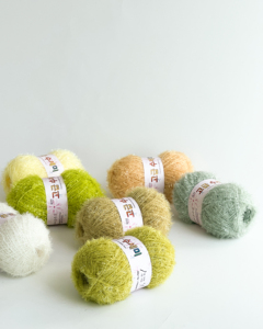 Fil à récurer (500g) Corée du Sud Fil au crochet en polyester de haute qualité pour sacs de poupées artisanales bricolage et plus - Product Image 3