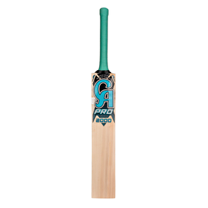 Bate de Cricket CA PRO 2000 de Madera de Sauce Inglés con Mango Corto, Ligero, Duradero, con Estuche Premium, Ecológico, Verificado por CA Sports - Product Image 1