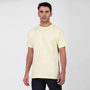 เสื้อยืดผู้ชายทรงเข้ารูป ผ้าคอตตอนเจอร์ซีย์ สีพื้น รับทำโลโก้ OEM แขนสั้น สไตล์ลำลอง ขายส่ง ผ้าถักแบบเรียบ 3 มิติ - Product Image 4