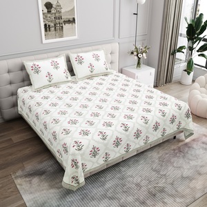 Sábana de Algodón Estampada Floral Rosa de Primera Calidad para Dormitorio y Habitación de Hotel, Disponible a un Precio Accesible - Product Image 1
