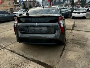 2017ใช้เพื่อ-Yo-TA P_rius สอง FWD - Product Image 3