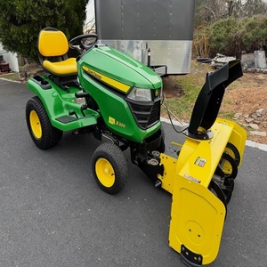 Tracteur de pelouse John Deere X320 avec accessoire souffleur à neige, essence, autopropulsé, 4 temps, monocylindre, décharge arrière - Product Image 1