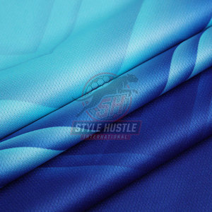 Camiseta de Fútbol Profesional Fabricada en Diferentes Colores, Material Duradero 100% Poliéster, Antiarrugas - Product Image 4