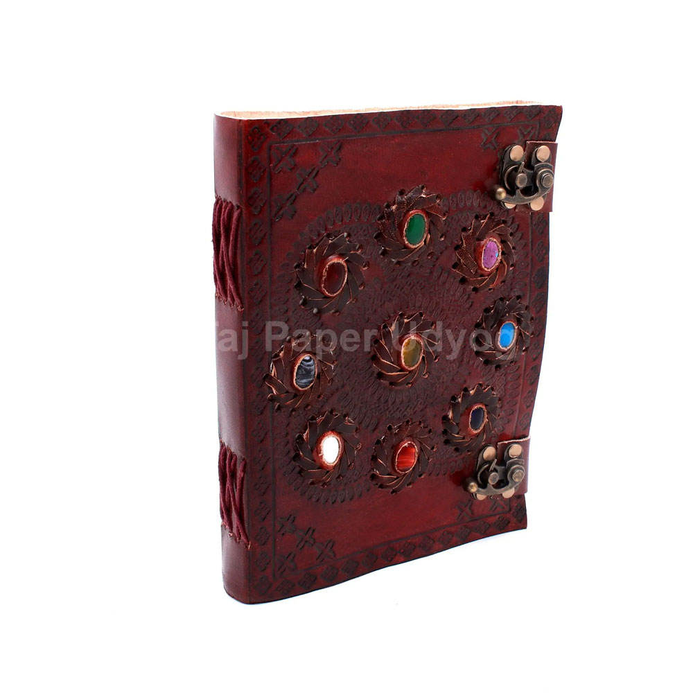 สีน้ำตาล