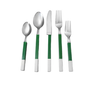 Ensemble de couverts en acier inoxydable avec poignée de couleur verte pour ustensiles de cuisine à manger Accessoires d'hôtellerie Fournitures de cuisine - Product Image 1