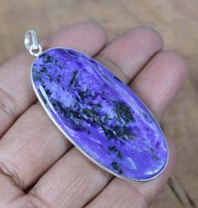 Colgante Ovalado de Charoita Morada Hecho a Mano, Plata de Ley 925, Joyería con Piedras Preciosas, Elegante Collar para Mujer, Regalo - Product Image 4
