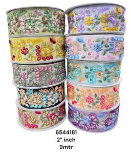 Cintas bordadas a máquina hechas a medida en diseño de flores y en siete colores para vestidos de novia en 2 pulgadas de ancho para reventa - Product Image 3