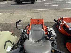 Abordable 2024 Kubota Z231 Tondeuse à rayon de braquage zéro - Product Image 6