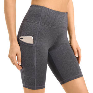 Pantalones cortos de malla con impresión de sublimación personalizada del fabricante - Product Image 4