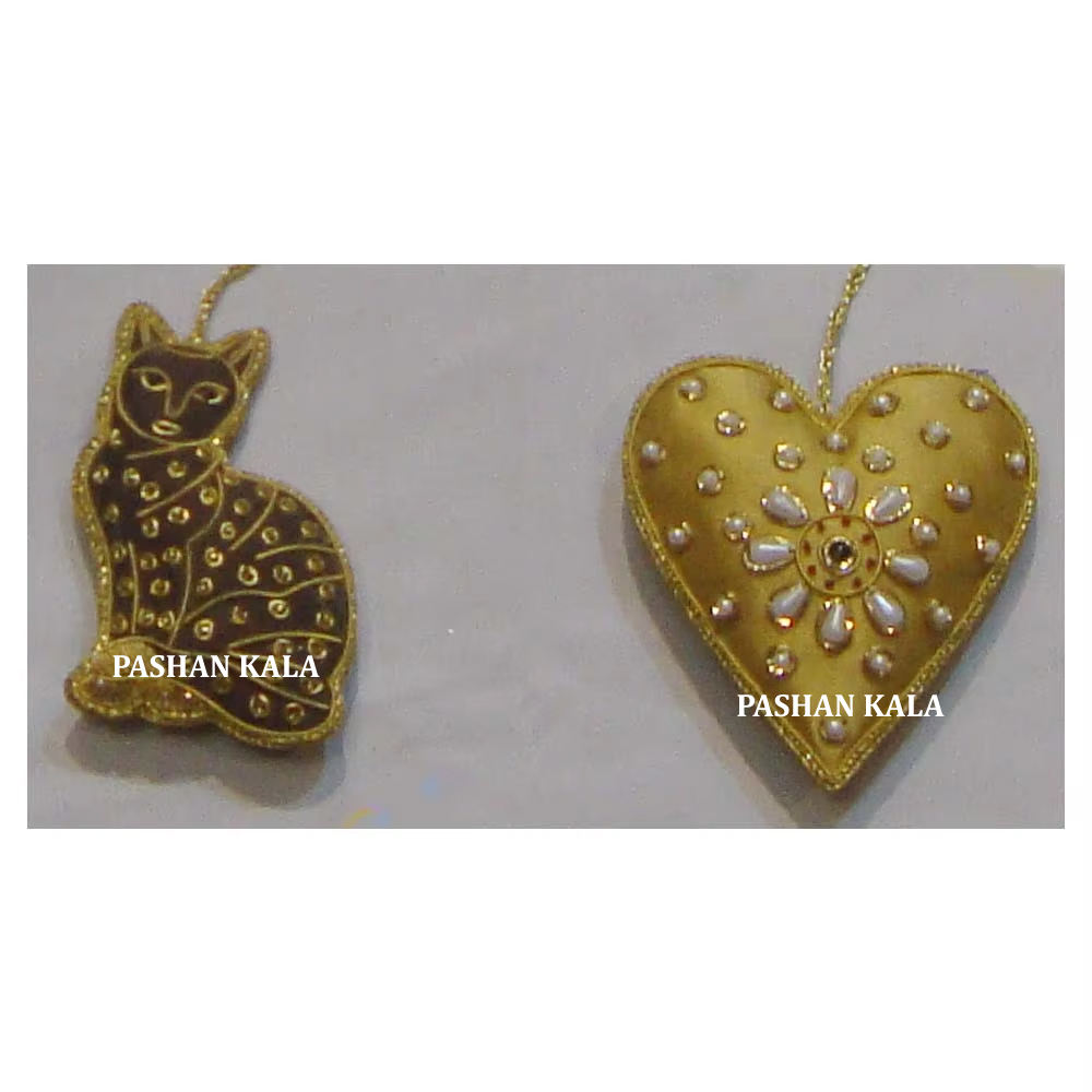 สีดำและสีทอง