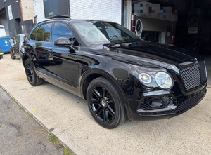 BEN TAYGA ONXY EDITION SEDAN 4D 6.0L TWIN-TURBO W12 MOTEUR ESSENCE 600HP TRANSMISSION AUTOMATIQUE 5 PLACES EN BON ÉTAT D'ÉTAT (2018) - Product Image 3