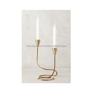 เชิงเทียนโลหะสำหรับตกแต่งบ้านเชิงเทียนโลหะรูปทรงใหม่ดีไซน์หรูหรา - Product Image 1