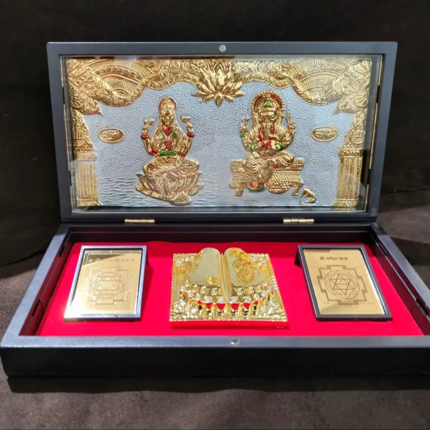 New Arrival Pure Gold Ganesh Lakshmi Saraswati With Gold Charan Paduka Antique Handicrafts Indian Birthday Gift