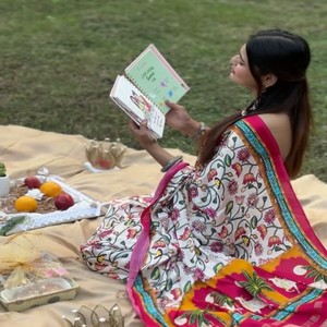 Sari VASTRA COTTAGE de Seda Gajji Pura con Pallu Lagdi Patta, Estampado Bandhej Premium, Ropa Étnica con Blusa Combinada - Product Image 3