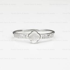 Anillo de ajuste de bisel en blanco de circón con forma de trébol de 5mm de Plata de Ley 925 de la mejor calidad, componentes de joyería de recuerdo - Product Image 1