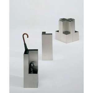 Metal <b>Umbrella</b> <b>Stand</b> with a Unique Design, Combining Modern Aesthetics and Functional Storage - Product Image 6