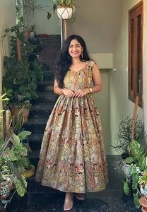 แม็กซี่ผ้าฝ้ายเนื้อนุ่มที่สวยงามทำจากการผสมผสานที่สวยงามของการพิมพ์คาลามารี - Product Image 5