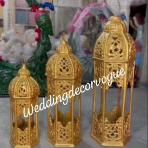 Farol Marroquí Blanco con Tallado, Decoración para Interiores y Exteriores, Vajilla, Hoteles, Temporada Festiva, Bodas, Portavelas con Recubrimiento en Polvo - Product Image 1