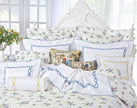 Ensembles de housse de couette à nœud jaune brodé ensembles de literie de luxe draps de lit à bordure festonnée en coton blanc de haute qualité pour la maison
