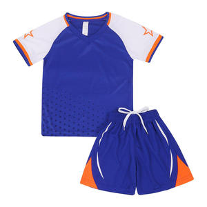 ผู้จัดจำหน่ายชุดฟุตบอลขายส่ง ชุดทีมพรีเมียม เสื้อ กางเกงขาสั้น  รับผลิตตามแบบ  พร้อมบริการติดแบรนด์ สำหรับผู้ซื้อจำนวนมาก น้ำหนักเบา - Product Image 1