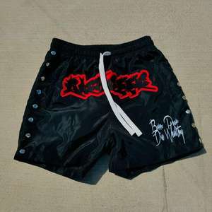 กางเกงขาสั้นชิโน่ผู้ชายคุณภาพพรีเมียมสำหรับส่งออก - ทนทาน ทันสมัย สวมใส่สบาย แห้งเร็ว บริการ OEM สำหรับใช้ในชีวิตประจำวันและชายหาด - Product Image 6