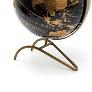 Globe terrestre décoratif fait main en aluminium noir et or avec support artisanal en métal pour la maison ou le bureau, design Art Déco - Product Image 4