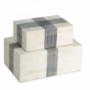 Boîte à bijoux incrustée de résine Rectangle moderne de haute qualité étui à accessoires de luxe fait à la main avec organisateur de stockage à motif carré - Product Image 1