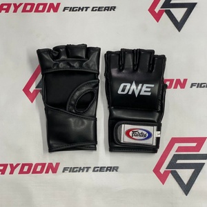Gants de MMA Fairtex ONE à demi-doigts, sur mesure OEM, en cuir artificiel professionnel pour le combat et le sparring en arts martiaux mixtes. - Product Image 1