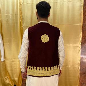 เสื้อโค้ทเอวอัฟกานิสถานดีไซน์เนอร์สำหรับผู้ชายเสื้อแจ็กเก็ตปักลายสไตล์ชนเผ่าสำหรับงานเลี้ยงเจ้าบ่าวการชุมนุมแบบดั้งเดิม - Product Image 3