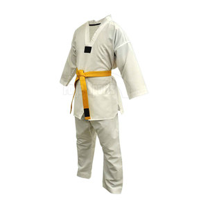 Conjuntos de Uniformes de Taekwondo Deportivos para Adultos, 100% Algodón, Tallas Personalizables, Unisex, Logotipo Frontal, Transpirable, Secado Rápido, Hecho en Pakistán - Product Image 5