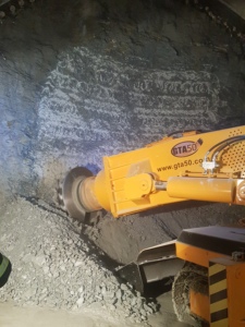 เครื่องเจาะอุโมงค์ เครื่องเจาะทาง เครื่องยนต์ไฟฟ้าติดท้ายเรือ 10 กก. 50 ตัน ชิ้นส่วนหลัก กล่องเกียร์ ลูกปืนชนิดพิเศษ - Product Image 5