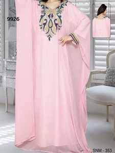 2024 Dubai Farasha Kaftan hermoso diseño rojo marroquí tela vestido cuentas de piedra trabajo hecho a mano accesorio de ropa musulmana tradicional - Product Image 2