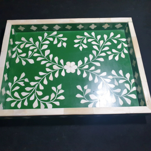 Décoration Authentique Plateau de Service Style Nacre Vert et Blanc Fait Main Fabriqué en Inde à Vendre en Vrac - Product Image 1