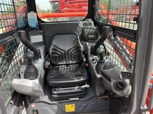 2024 Kubota-Minicargadora tipo oruga con motor delantero y componentes del núcleo del cojinete del motor - Product Image 2