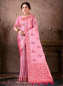 Saree en soie Georgette imprimé floral avec bordure en dentelle par Fab Zone - Product Image 5