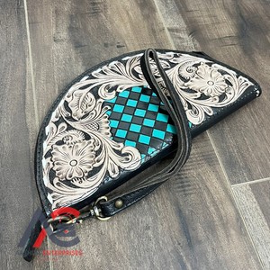 Bolso de Mano de Media Luna de Cuero Hecho a Mano con Acento Turquesa a Cuadros Diseño Floral Occidental Monedero Tarjeta y Monedero - Product Image 1