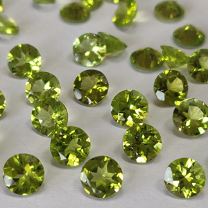 Peridoto Natural, Corte Redondo, 1.25 mm, Facetado, Peridoto Suelto de Primera Calidad - Product Image 1