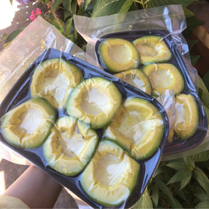 MITAD DE AGUACATE CONGELADO DE ALTA CALIDAD-PRECIOS AL POR MAYOR - Product Image 1