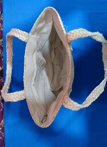 Sac de jute carré élégant fait à la main 15 "x 11" blanc marron avec fermeture à glissière et décoration de lettre unique - Product Image 4