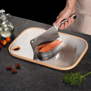 Tabla de Cortar de Acero Inoxidable de Primera Calidad con Borde de Silicona Suave, Perfecta para Uso Higiénico en la Cocina y Clases de Cocina - Product Image 5