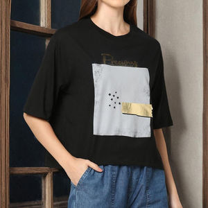 Camiseta de Algodón de Manga Corta para Mujer, Nuevo Diseño, Logotipo Personalizado, Atuendo Moderno, Camisetas para Mujer, Camiseta de Algodón Lisa - Product Image 3
