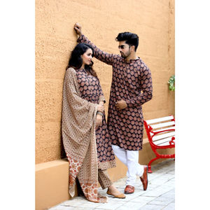 Conjuntos de diseñador Anarkali con espejo y lentejuelas para celebraciones festivas Impresionante conjunto de vestido Anarkali con bordado pesado - Product Image 2