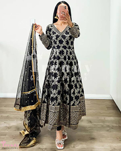 Look traditionnel de haute qualité nouveau à la mode Salwar Kameez broderie lourde Sequin travail Kurti haut bas et Dupatta - Product Image 2