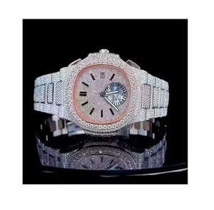 Montre en diamant Mossinate blanc glacé de qualité supérieure avec dali en or rose pour hommes et femmes disponible au prix d'exportation - Product Image 3