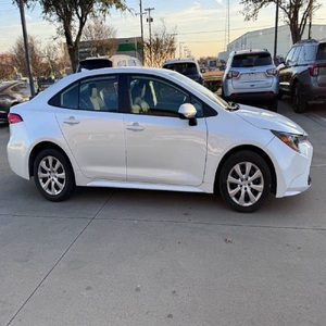 EXCELLENT ÉTAT Toyota Corolla LE 2025 - Product Image 2